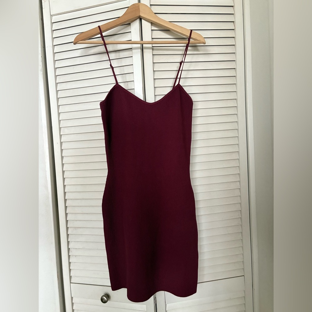 Aritzia Babaton Sculpt Knit Cami Dress Rich Maroon (M) - romantic!